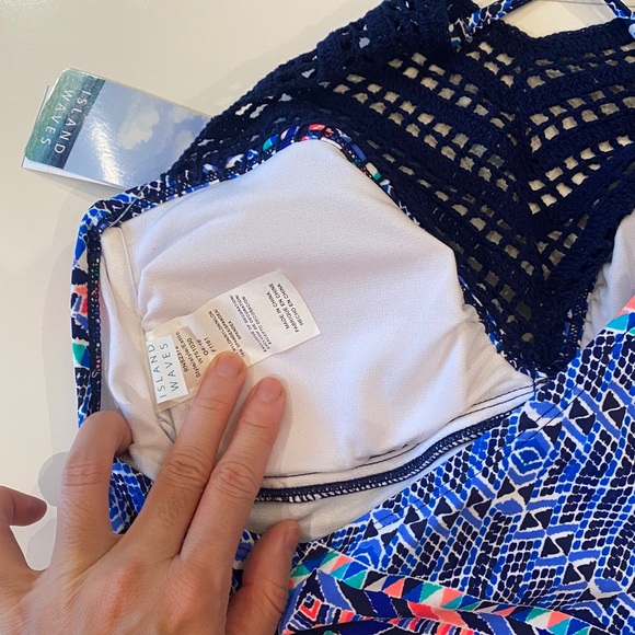 Colorful Geometric Print Swimsuit - Picture 3 of 3